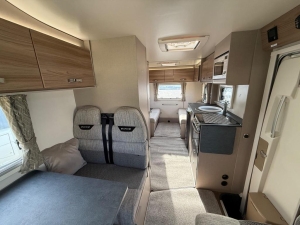 Swift Edge 486